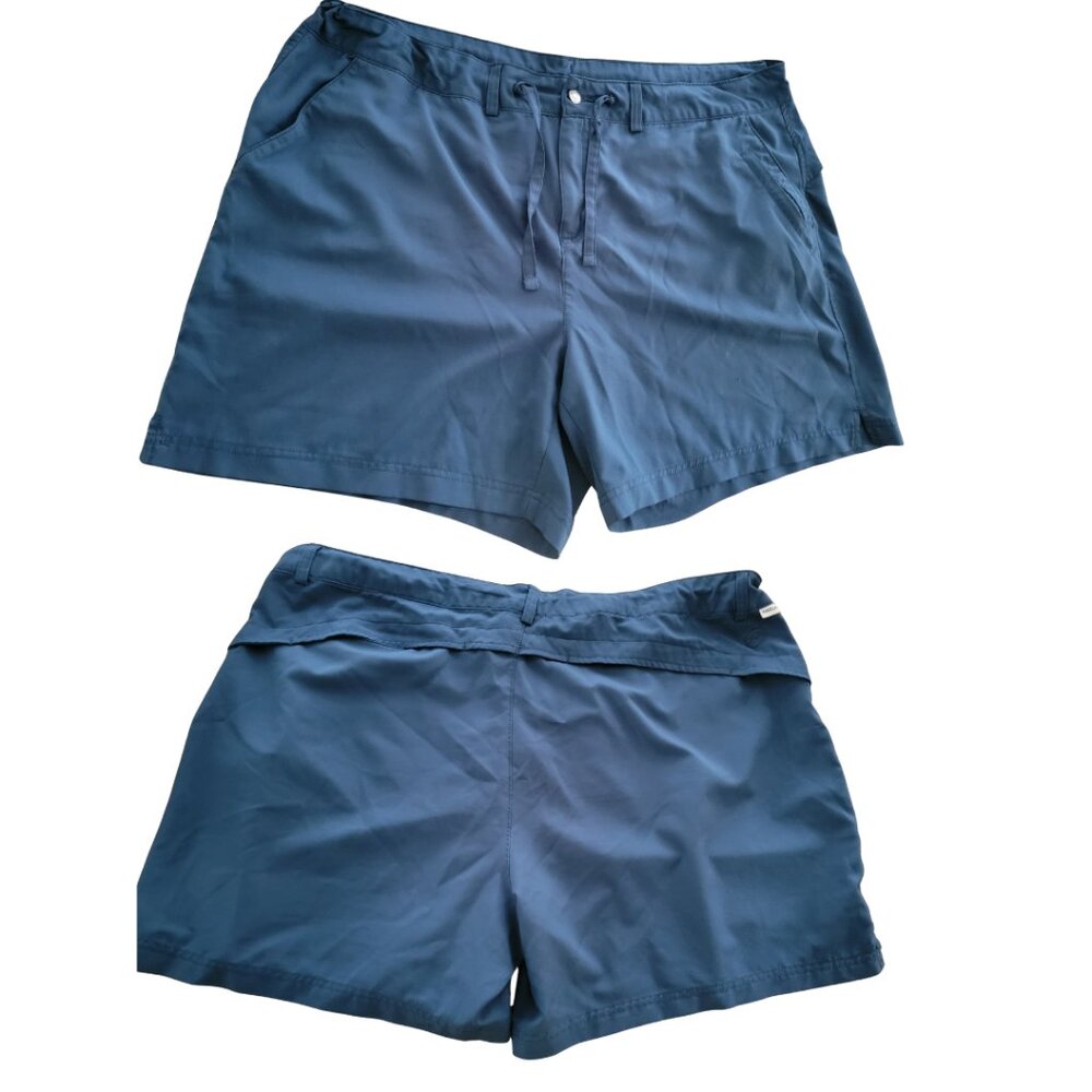 NWOT Magellan Outdoors Blue 5.5" Fishing Shorts